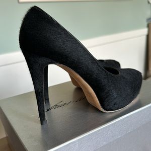 Brian Atwood Pony black hair on hide scarps 120mm pumps like new 38